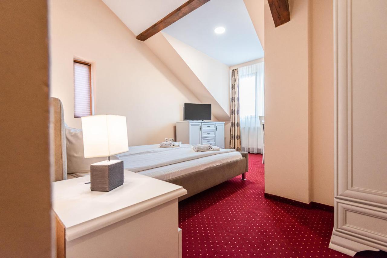 Páva Pension&Spa Odorheiu Secuiesc Exteriér fotografie